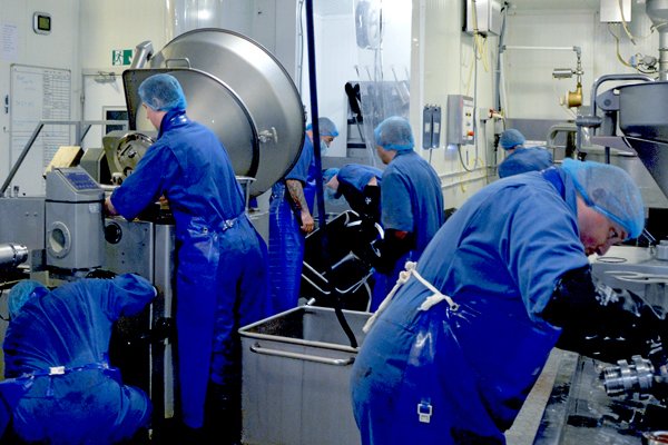 Producción ininterrumpida para la detección de metales en los procesos de envasado