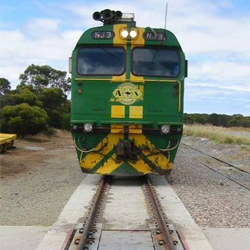 موازين السكك الحديدية المقترنة وأثناء الحركة (CIM)